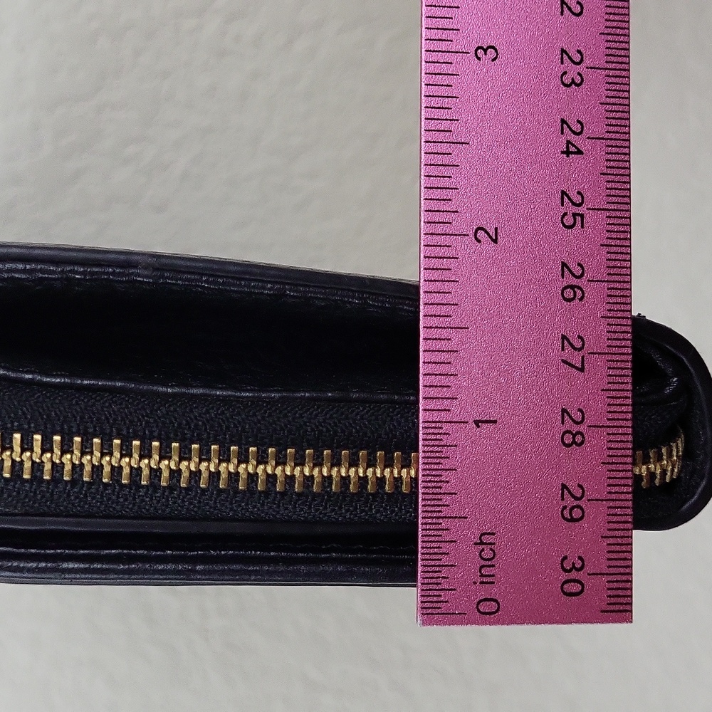 Kate Spade New York Chester Street Avie Black Leather Crossbody - Picture 16 of 16
